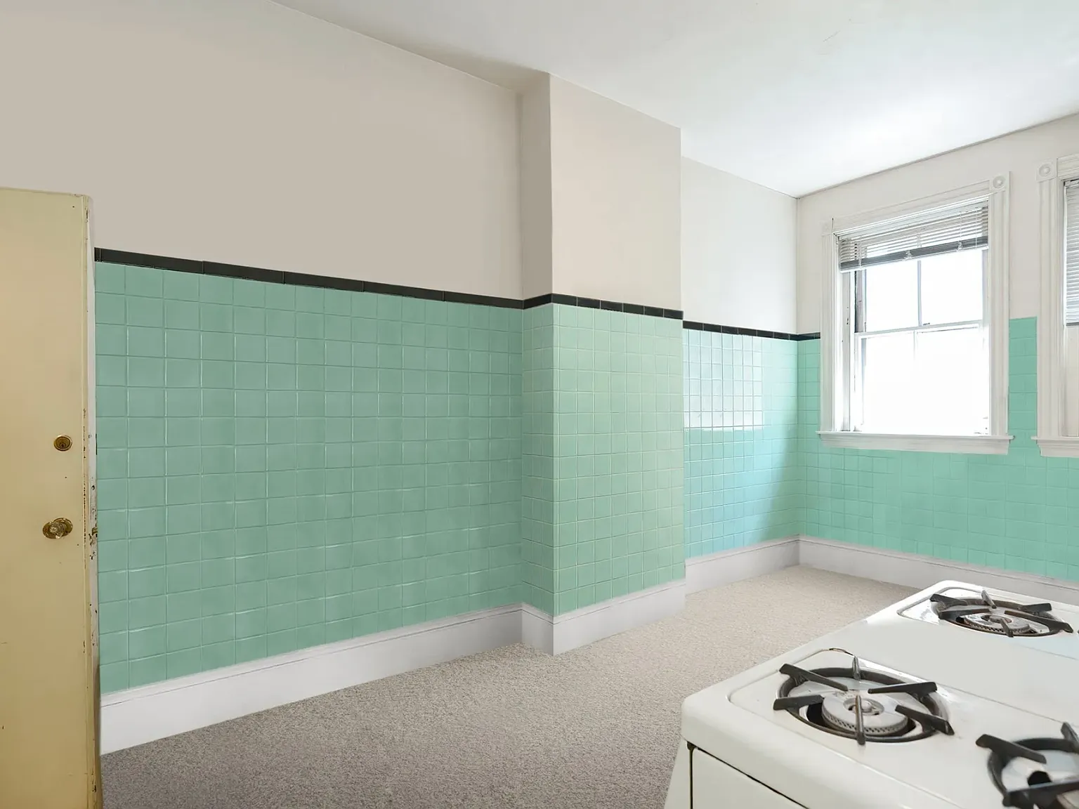 4 bed, 1.5 bath, 1400 sqft, $4,999 — Photo 3