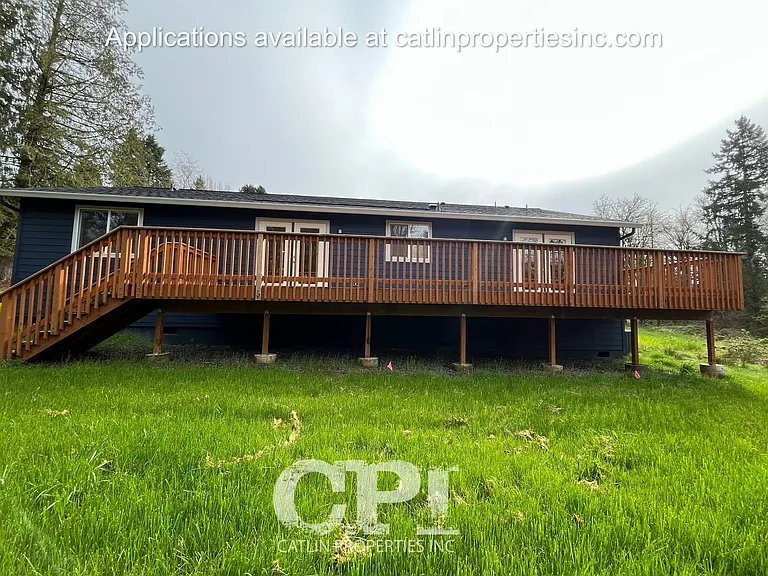 655 Chapman Rd — Photo 28