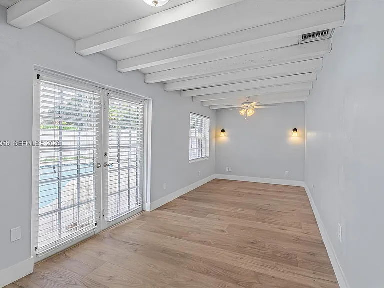 5001 SW 92nd Ter — Photo 14