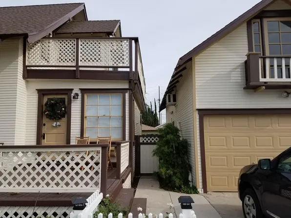 798 1/2 W Palmyra Pl #1, Orange, CA 92868