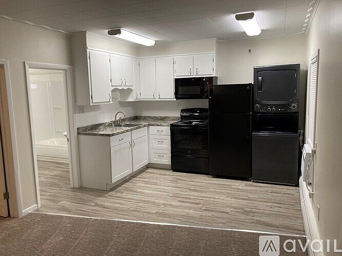1st image of 157 Hudson Ave #2