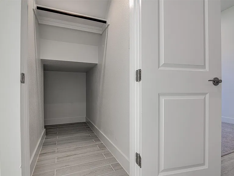 22300 Lago Lookout Ln — Photo 12