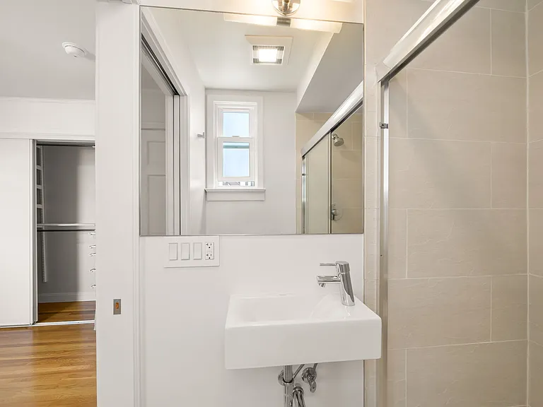 4441 Balboa St #2 — Photo 29