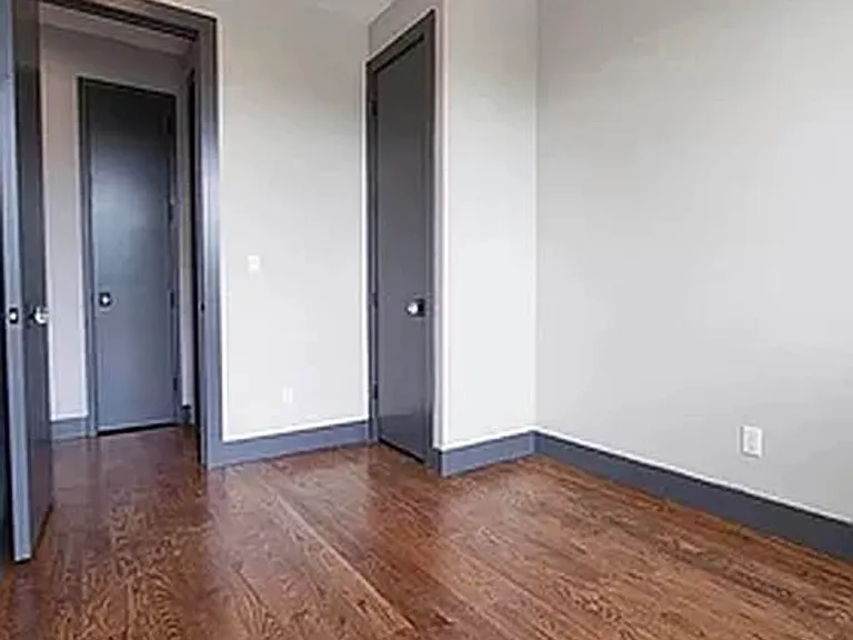 79 Stanhope St #3A — Photo 5