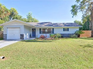 17 Almond Pass Dr, Ocala, FL 34472