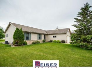 215 N 10th Ave, Winneconne, WI 54986