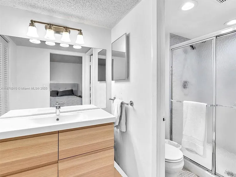 20401 NE 30th Ave #310-8 — Photo 18