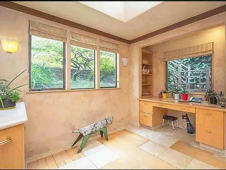 19 Spring Rd — Photo 28