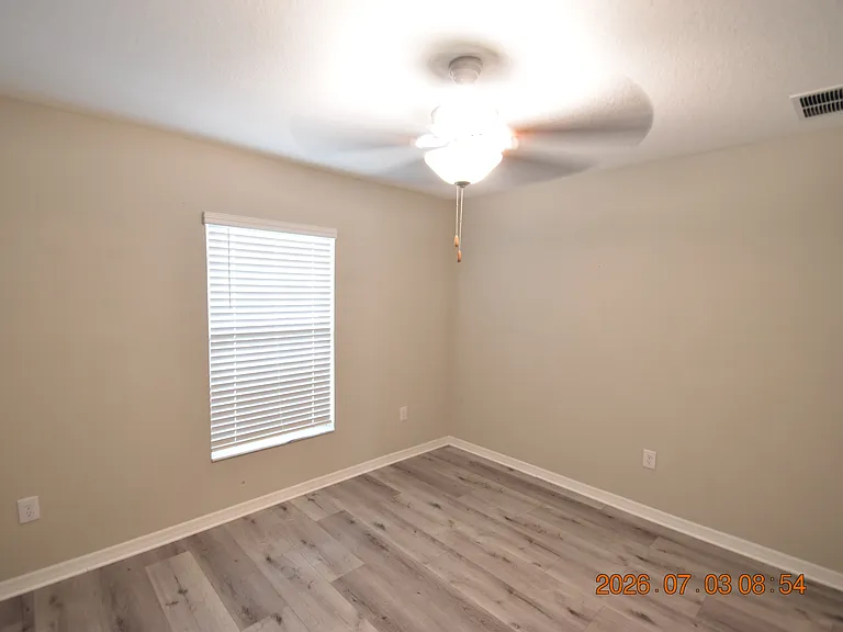 3507 N Maryland Ave — Photo 45