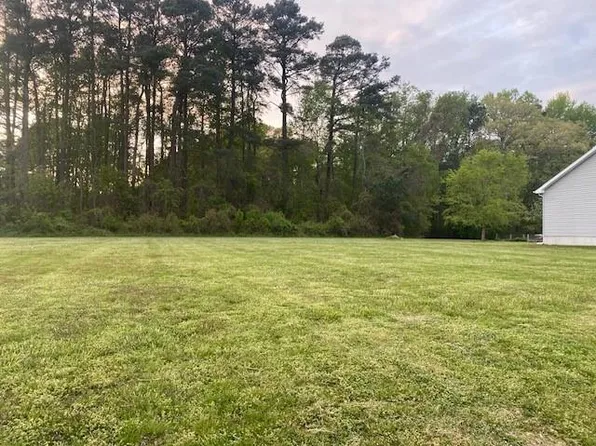146 Captains Corridor, Greenbackville, VA 23356
