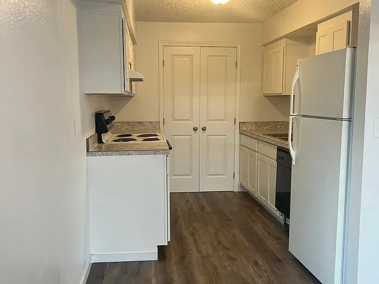2139 N Eldorado Ave #6 — Photo 4
