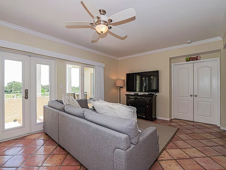 5060 Harmony Cir #304 — Photo 8