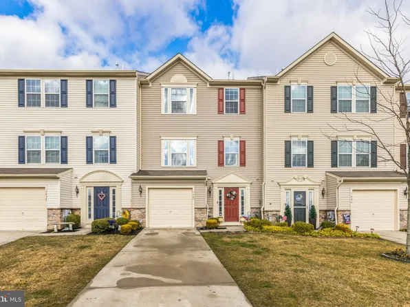1407 Exposition Dr, Williamstown, NJ 08094