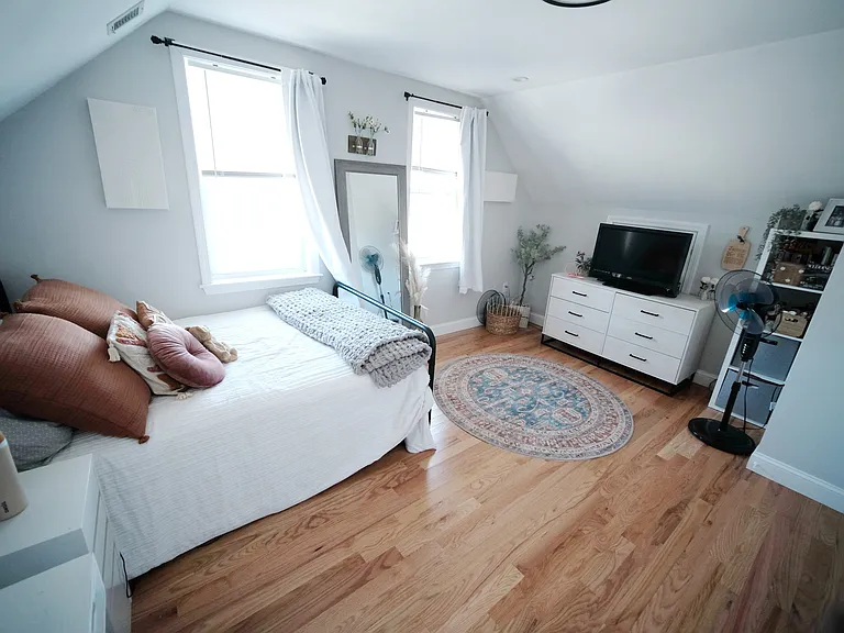 49 Whittemore Ave #2 — Photo 5