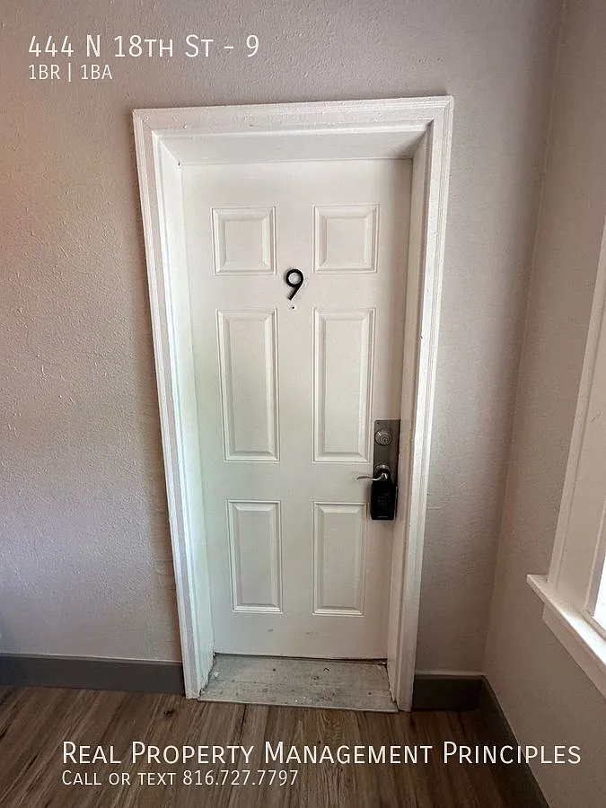 Pet Friendly - 1 bedroom 1 Bath 3rd Floor Apartment! Deposit Free Living Available via Obligo! Se... — Photo 4