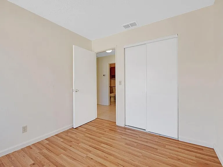 1285 Boa Vista Dr — Photo 16