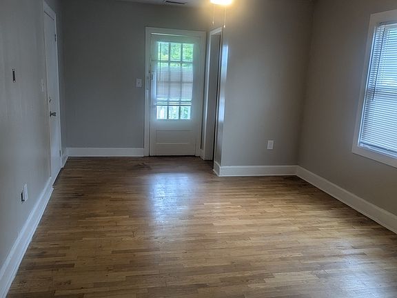 2nd image of 122 Rolling Acres Dr APT 3