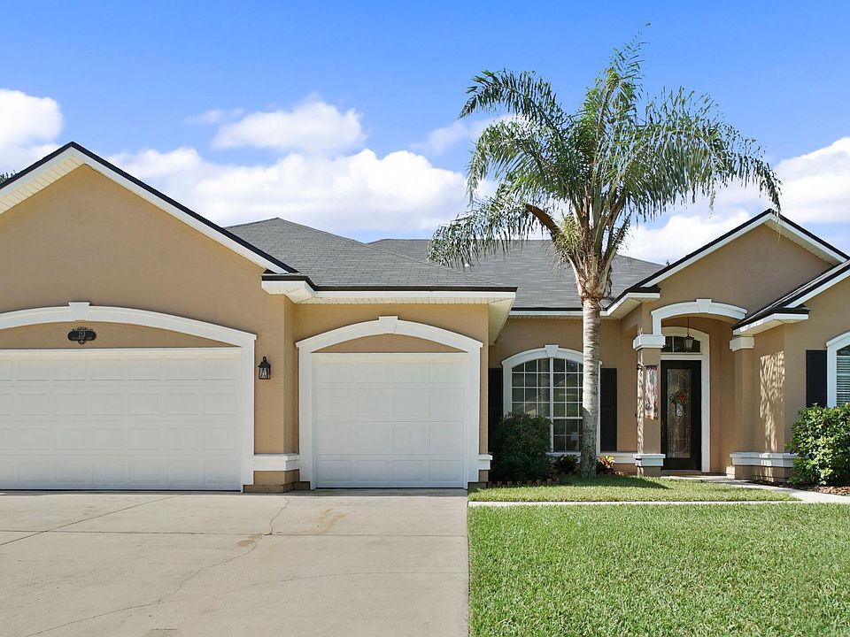 1st image of 213 Strawberry Ln