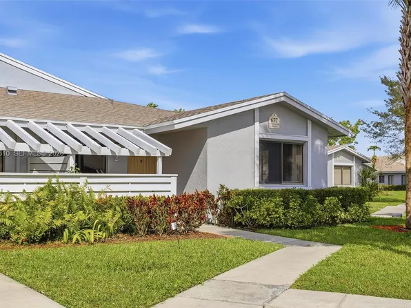 657 Racquet Club Rd APT 2, Weston, FL 33326