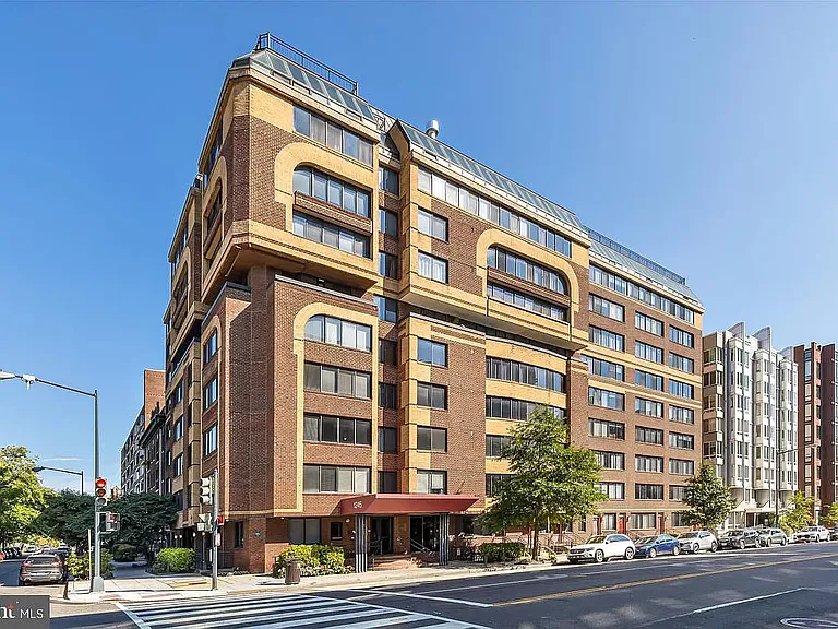 1245 13th St NW #310 — Photo 31