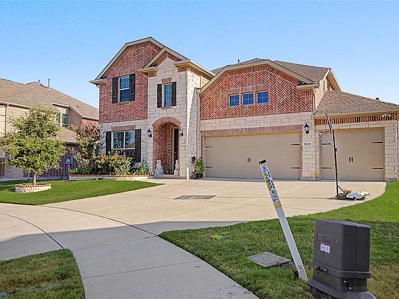 2nd image of 10011 Sovereign Dr