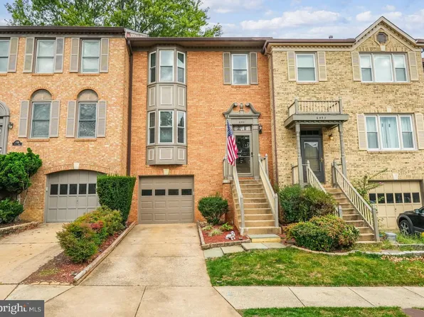 6591 Zoysia Ct, Alexandria, VA 22312