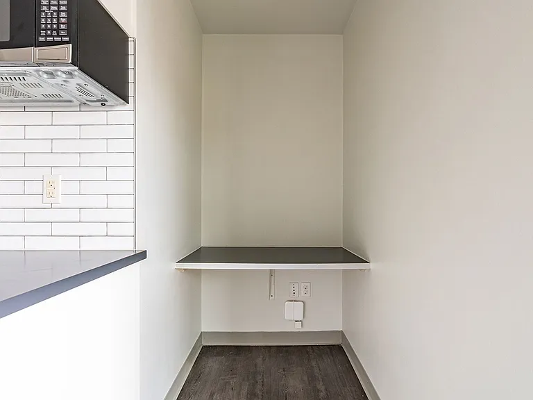 Alcove First Hill — Photo 23