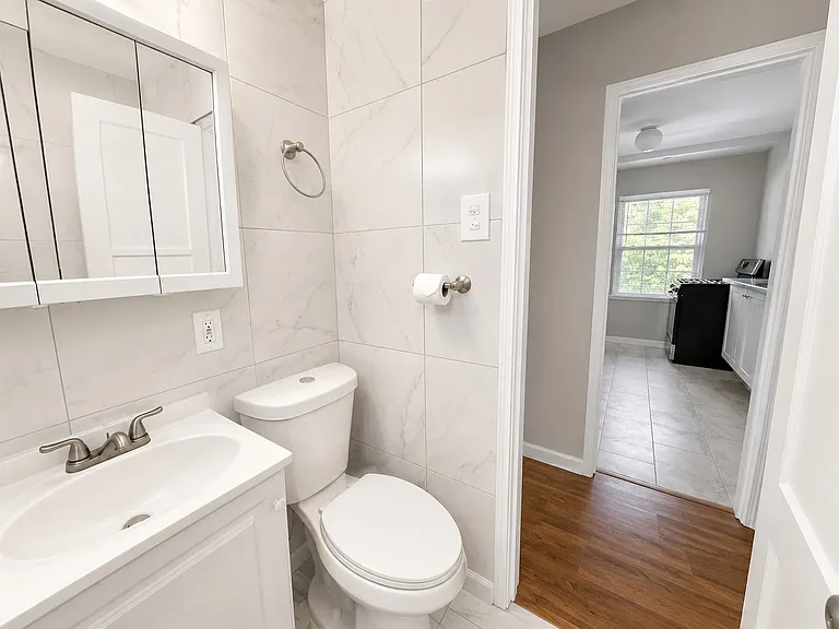 5067-69 Voltaire St #5067 — Photo 7