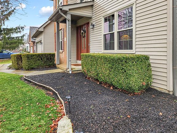 3rd image of 1111 Dawn Dr