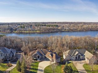 10247 Stony Creek Dr, Woodbury, MN 55129