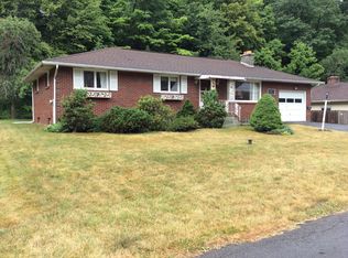110 Piercefield Dr, Syracuse, NY 13209
