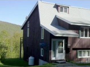182H Upper Round Top Rd, Plymouth, VT 05056