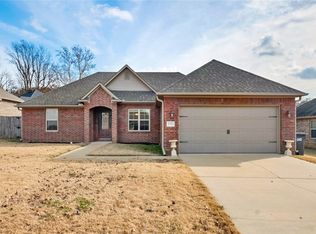 4703 Cory St, Springdale, AR 72762