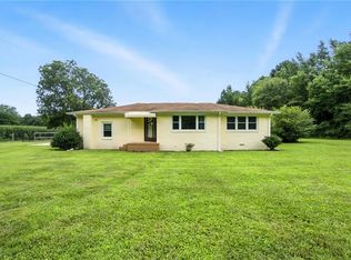 2304 Manning Rd, Suffolk, VA 23434
