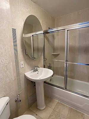 Rented by Tourma Realty LLC | media 19