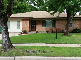 11300 Roth Dr, Houston, TX 77076