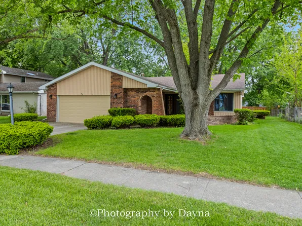 671 Bisaillon Ave, Bourbonnais, IL 60914