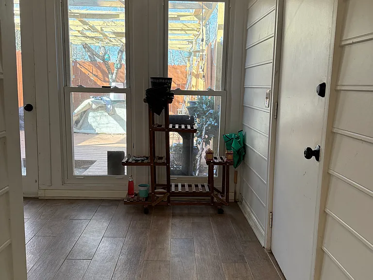 335 Towergate Pl — Photo 27