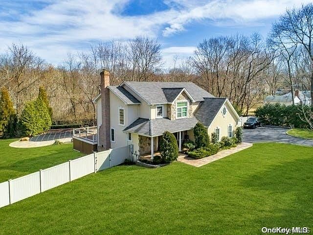 1st image of 743 Mount Sinai Coram Road