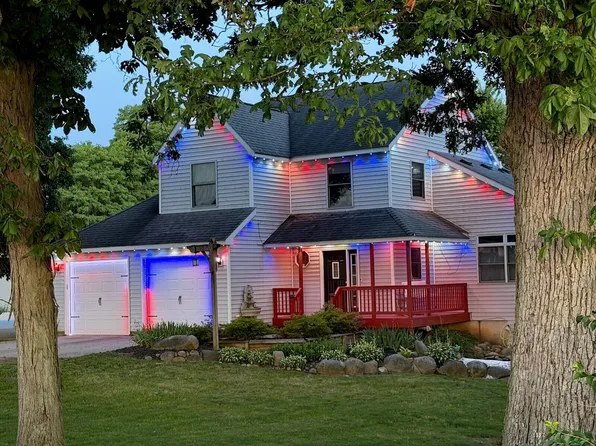10881 Hoffman Rd, Three Rivers, MI 49093