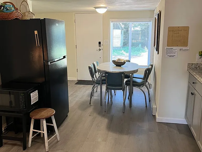 3026 N Hancock Ave — Photo 13