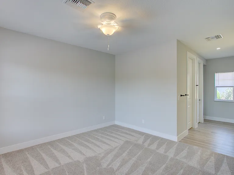 403 3rd Ave S #405 — Photo 22