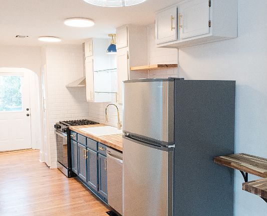 3rd image of 2549 NW 20th St #2549