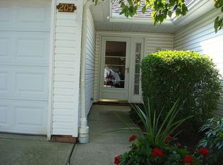 204 Harbor Ridge Ln UNIT 3, Fairport Harbor, OH 44077