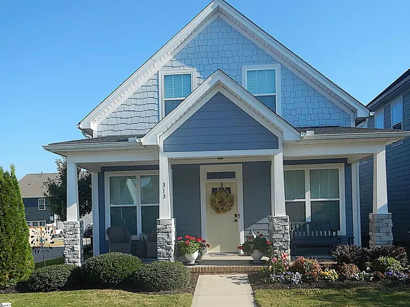 313 Daystrom Dr, Greer, SC 29651