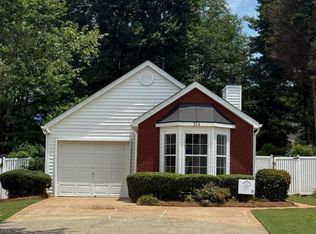 214 Chelsea Ct, Woodstock, GA 30189