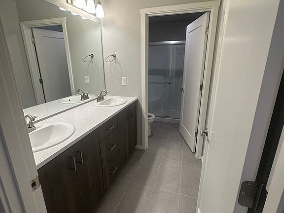 5th image of 1818 NE 138th Ave