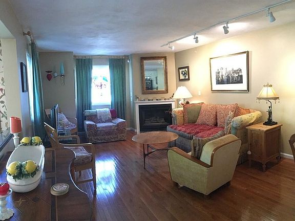 5th image of 26 Brittania Cir #26