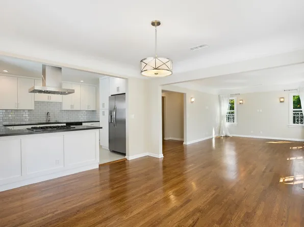 854 S Detroit St, Los Angeles, CA 90036