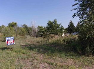 806 W 11th St, Ogallala, NE 69153